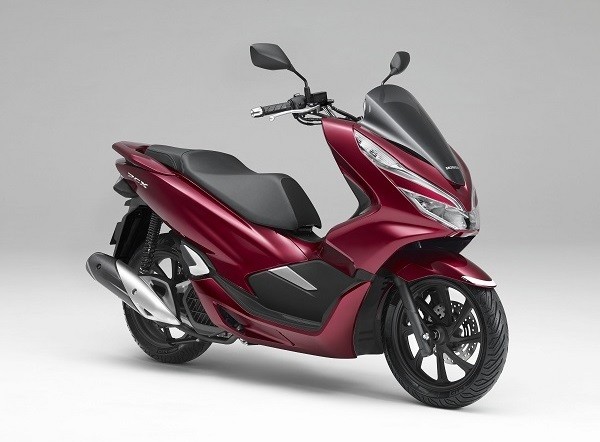 ホンダ、スクーター「PCX」「PCX150」をフルモデルチェンジ