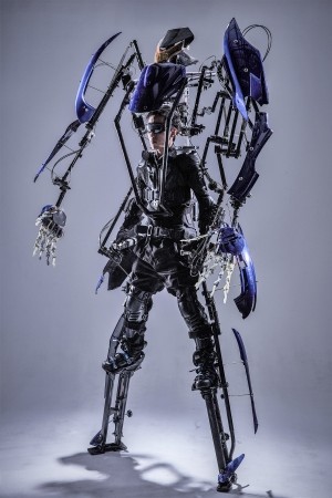 世界でたった1つの“着られるロボット”をオーダーメイド