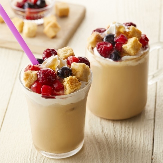 コンテスト最優秀賞受賞者が開発したラテ　ハニートーストをモチーフ