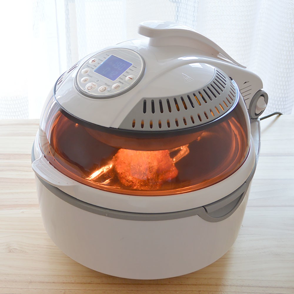 肉のかたまりを360度回転させ炙り焼き　自宅でBBQ感覚味わえる