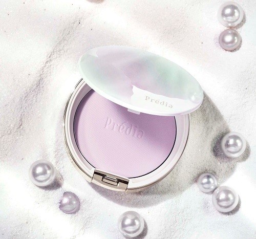 海の恵みがくれたツヤのある透明肌　フェイスパウダー