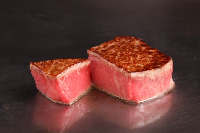 神戸ビーフコンテスト「優良賞」A5牛肉を　特別ディナーコース