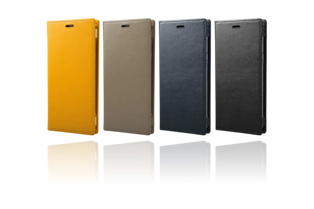 表・裏地からフレームパーツまで本革　新型「Galaxy」向け手帳型ケース