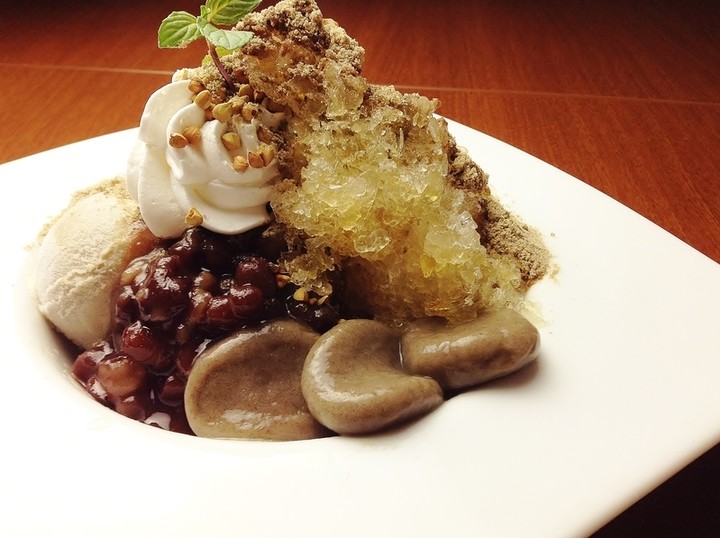 美容や健康に、栄養たっぷり　蕎麦茶を使ったかき氷