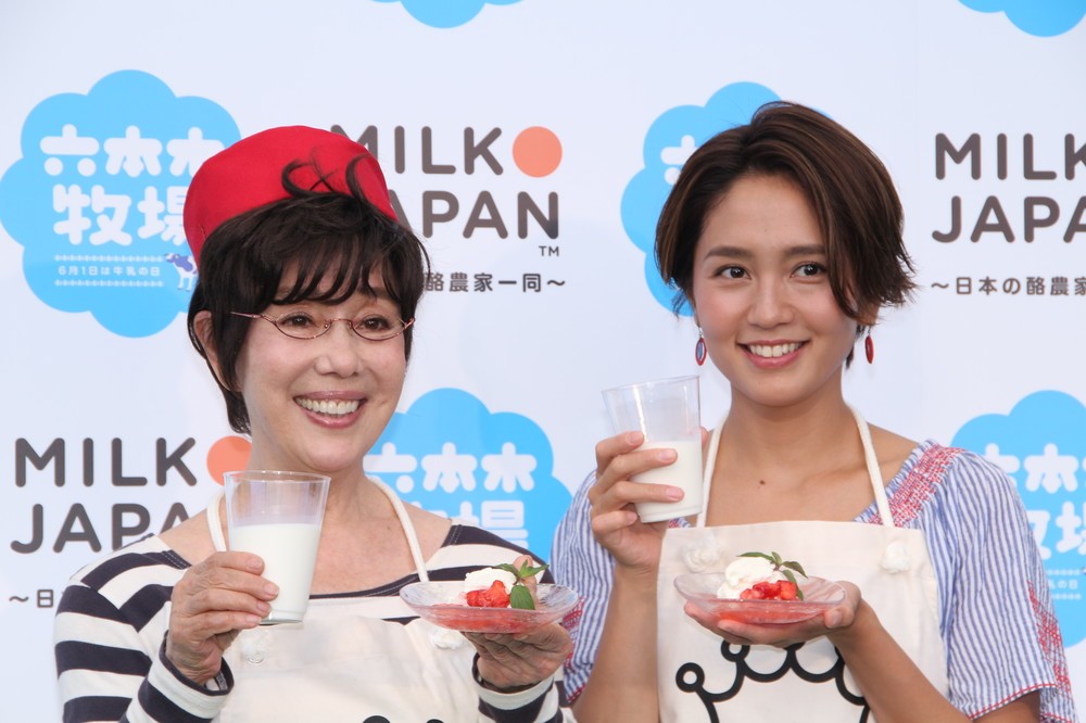 日曜日の六本木ヒルズが「牧場」に変身　 平野レミが「あの嫁」と料理で共演