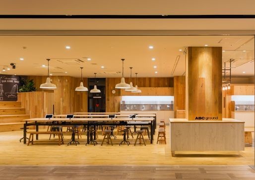 「知るカフェ」「ABC Cooking Studio」が提携　互いに場所を提供