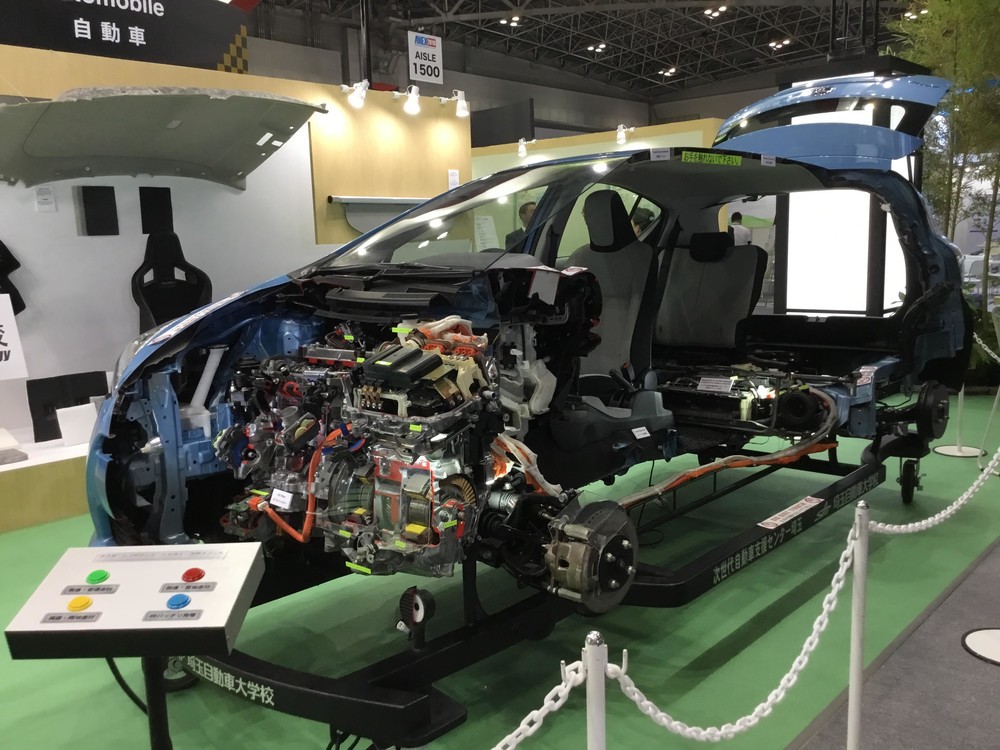 マスクや紙おむつで大活躍の「不織布」を身近に　グローバル展示会、12年ぶり日本で