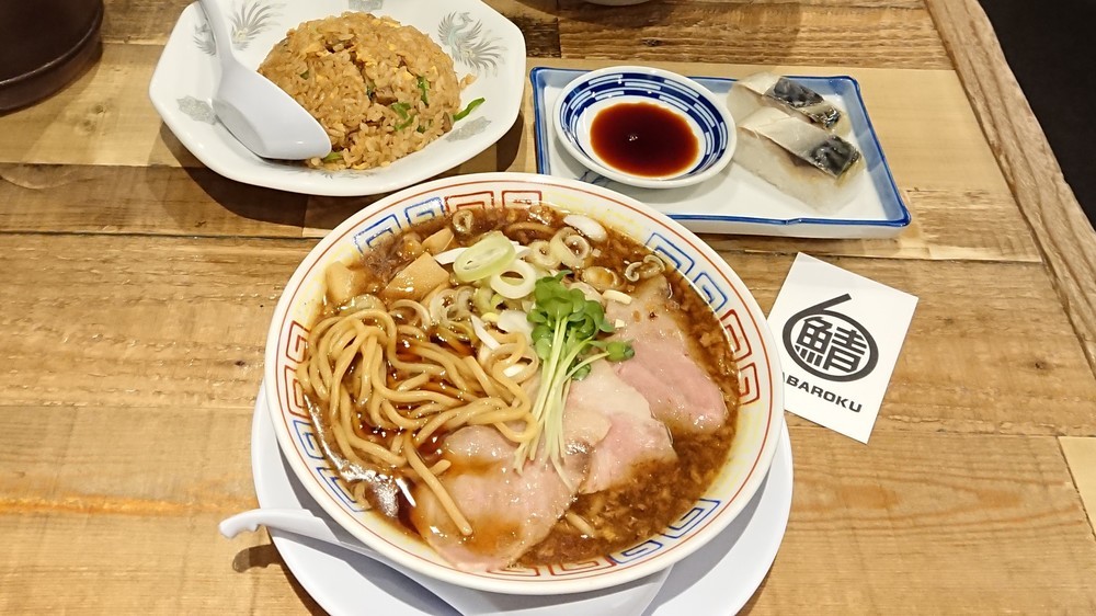 濃厚スープにもちもち麺！　大阪「サバ6製麺所」の味を東京で「いただきます！」