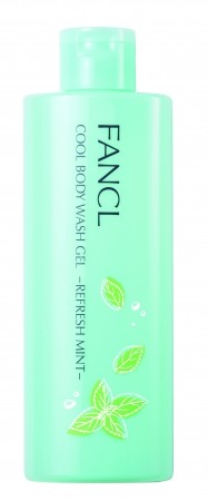 日やけ止めもしっかり落とす全身洗浄料