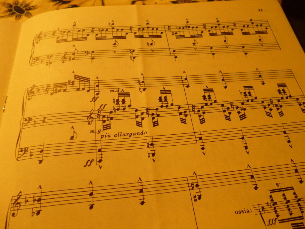 バッハのヴァイオリンの原曲も難曲だが、ヴィルトオーゾ・ブゾーニの編曲したピアノもかなりハードだ