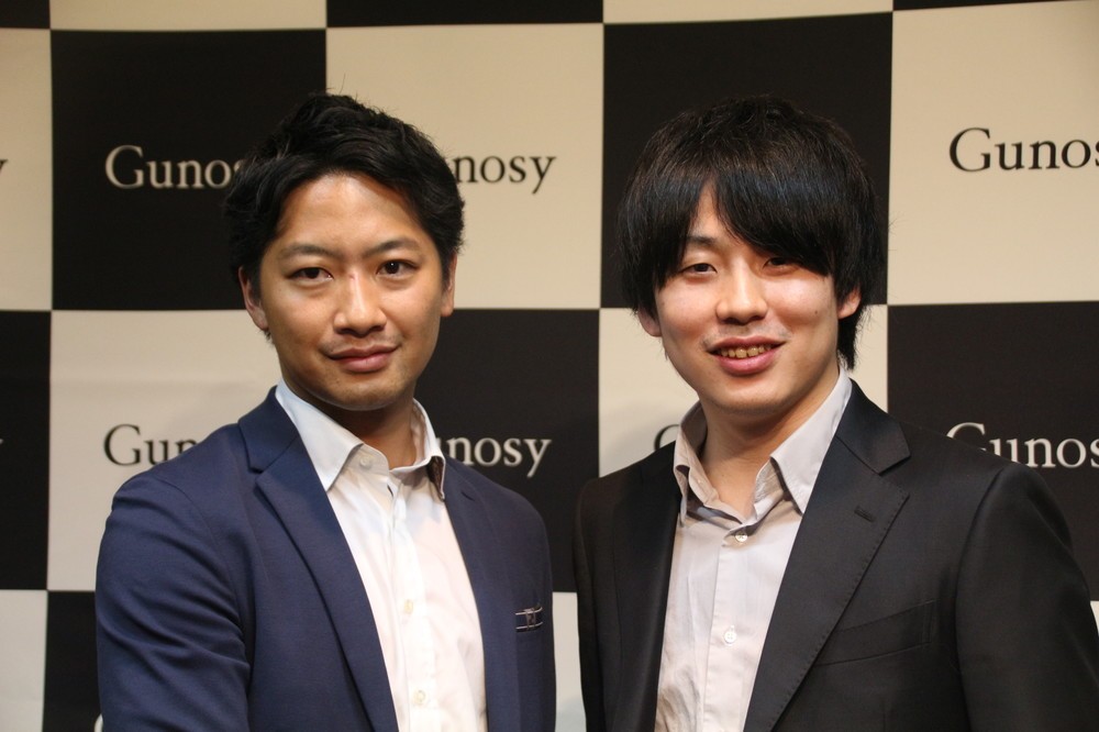 （左）竹谷COO、福島CEO