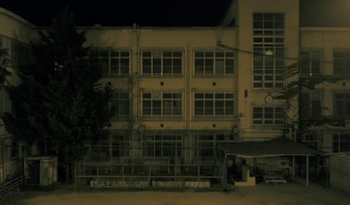 取り壊し決定のリアル廃校で恐怖体験　ミッション参加型お化け屋敷