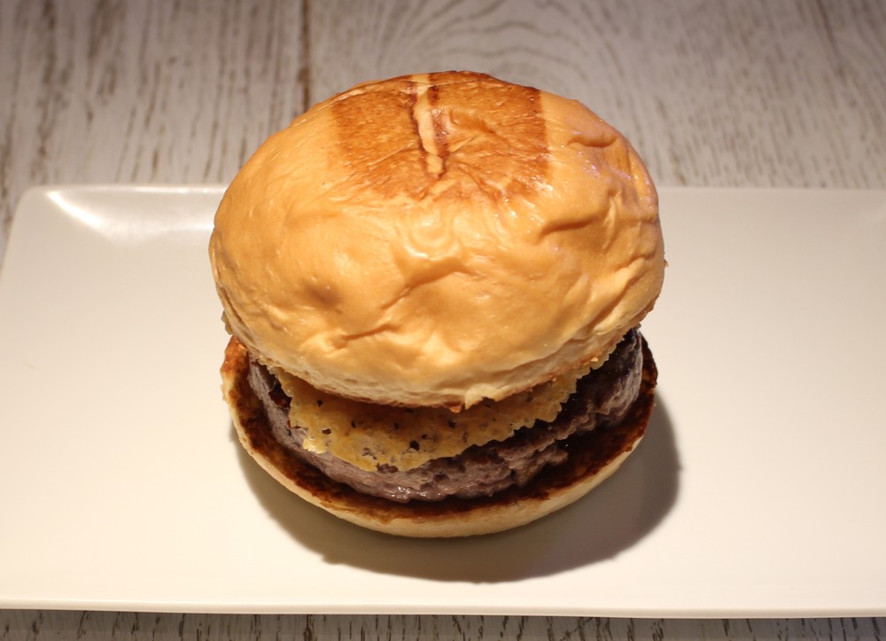 「ウマミバーガー」