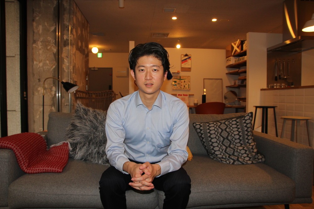 「リノべる」オフィスで木村さんにお話をうかがった