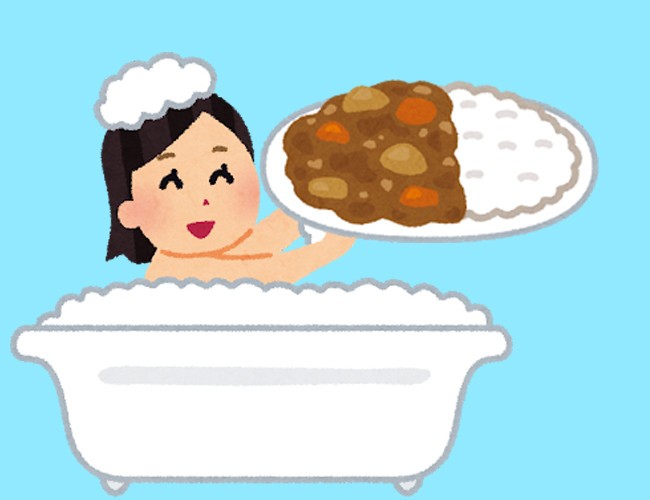 風呂で食事はアリ？　市川紗椰「カレー食べる」にネット驚愕