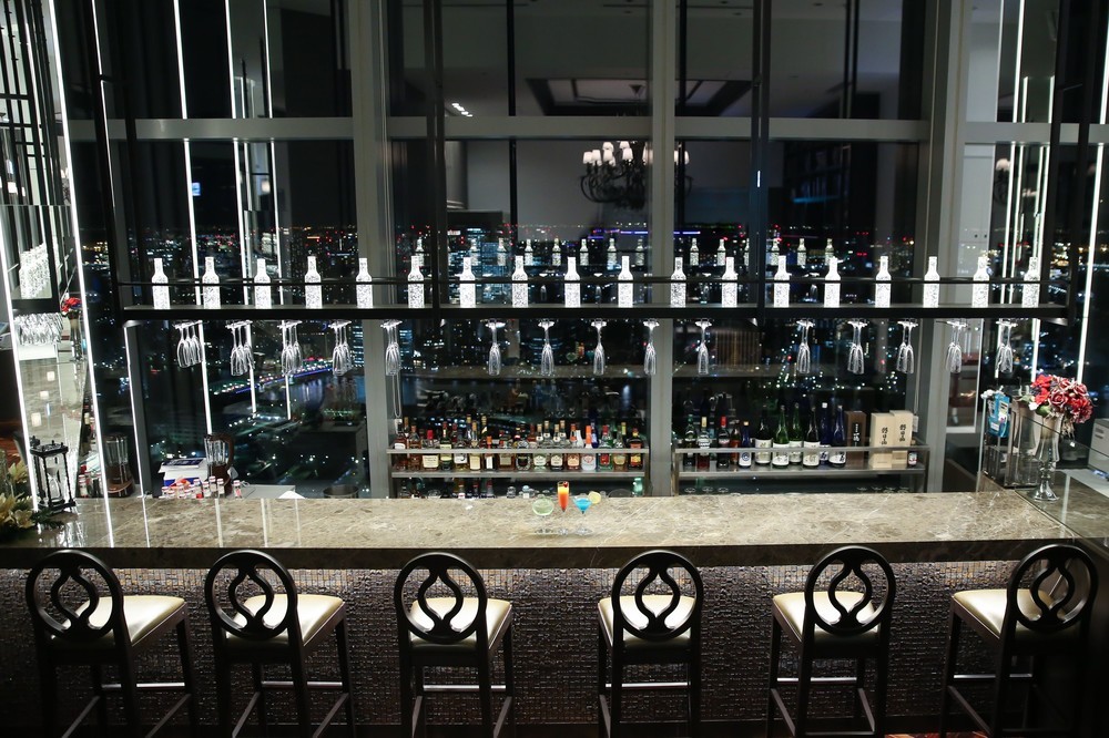 地上210メートル！絶景とカクテル＆フレンチ堪能　カレッタ汐留「HORIZON TOKYO」