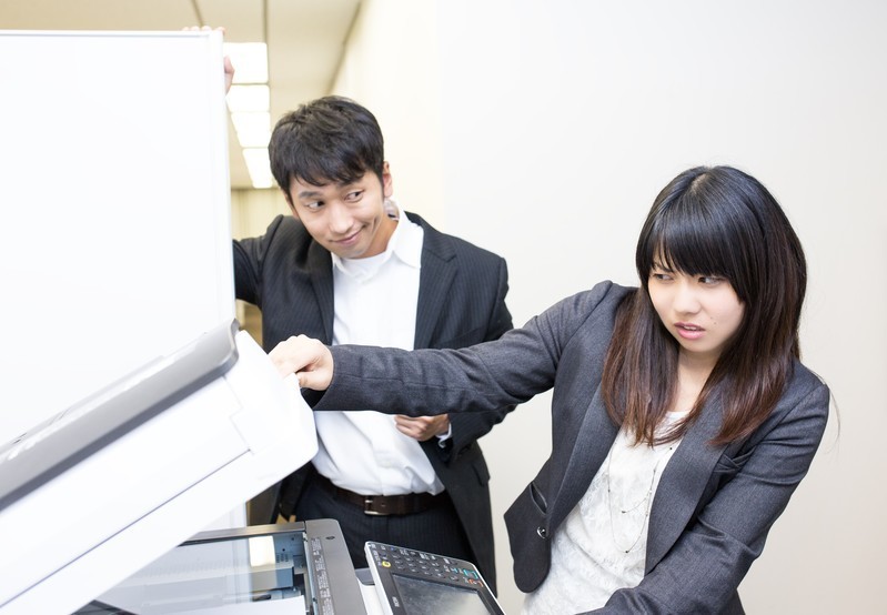 先輩「オレ様の若い頃はなあ」　新人「スゴイっすね（はぁ、もうウンザリ）」