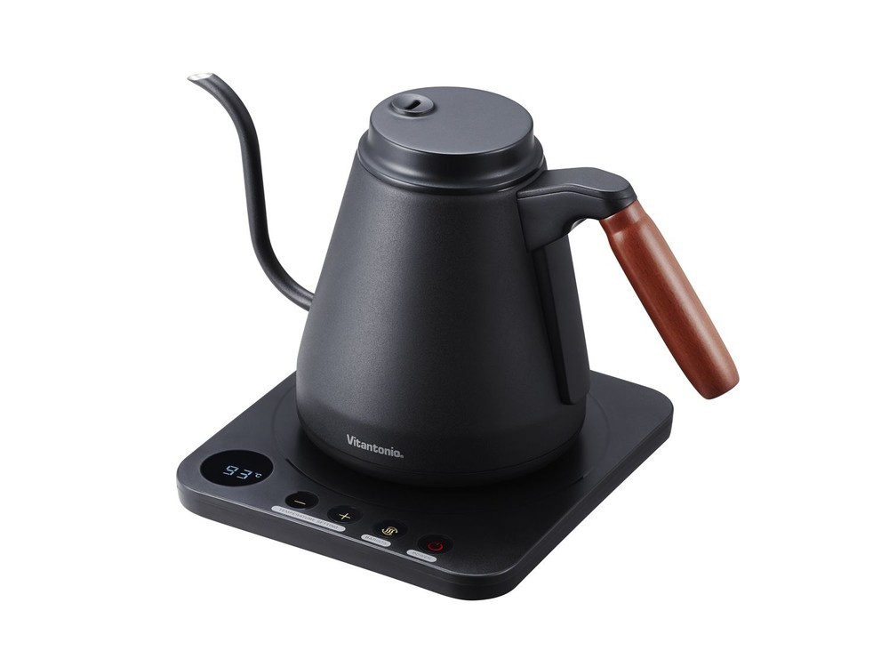 バリスタと共同開発　ハンドドリップに最適なデザインの電気ケトル