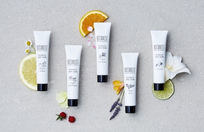 しっとりするのにべたつかない　「ボタニカルハンドクリーム」2種の香り