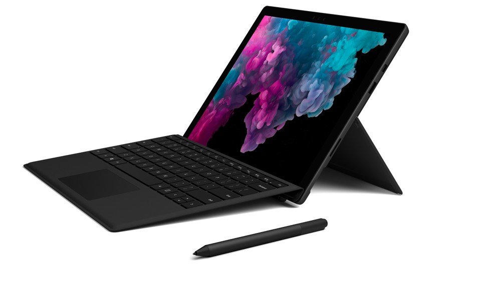 タブレットとノートPCの「2 in 1」最新モデル　マイクロソフト「Surface Pro 6」
