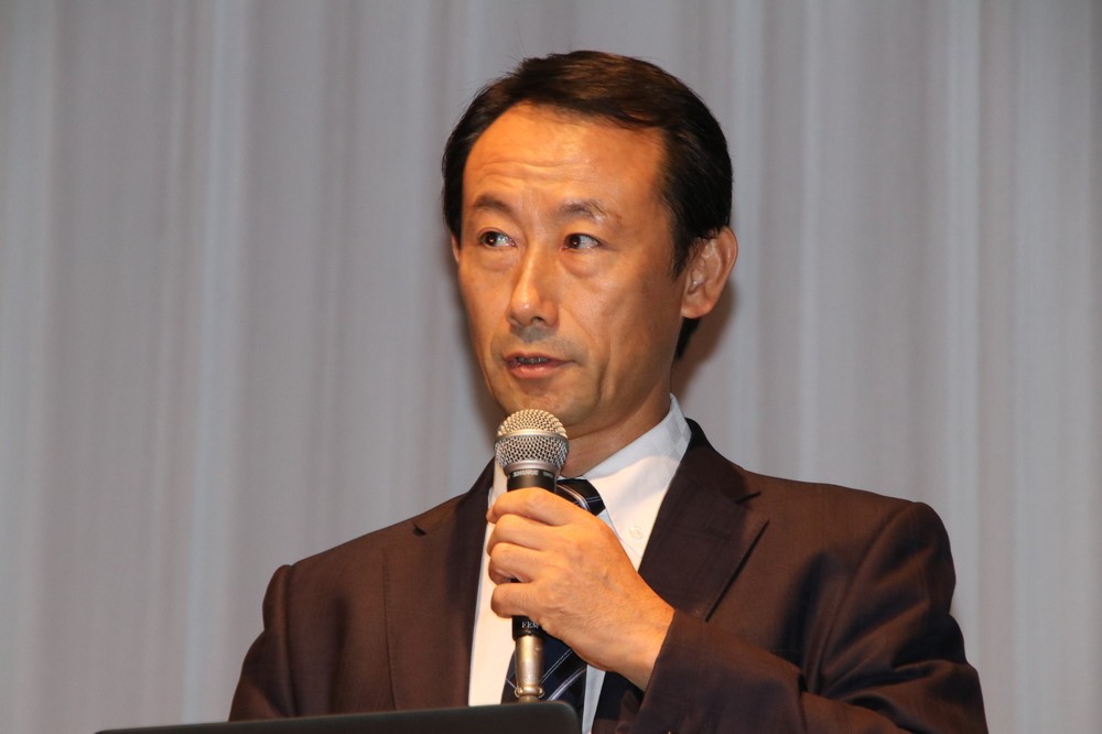 基調講演で登壇した経済産業省の江崎禎英氏