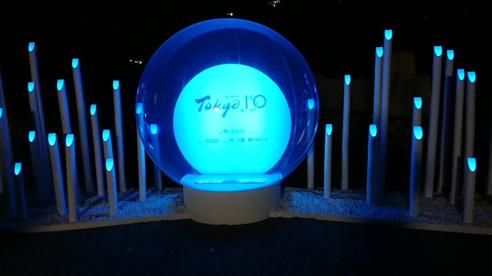 オブジェのライトアップ