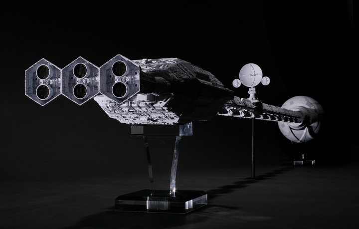 SF映画の金字塔に登場する宇宙船を海洋堂が精密に再現