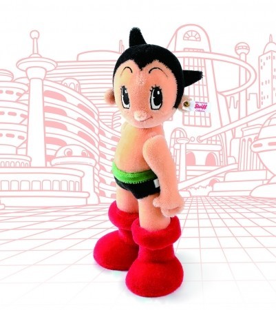 手塚治虫生誕90周年　「アトム」と「シュタイフ」コラボぬいぐるみ