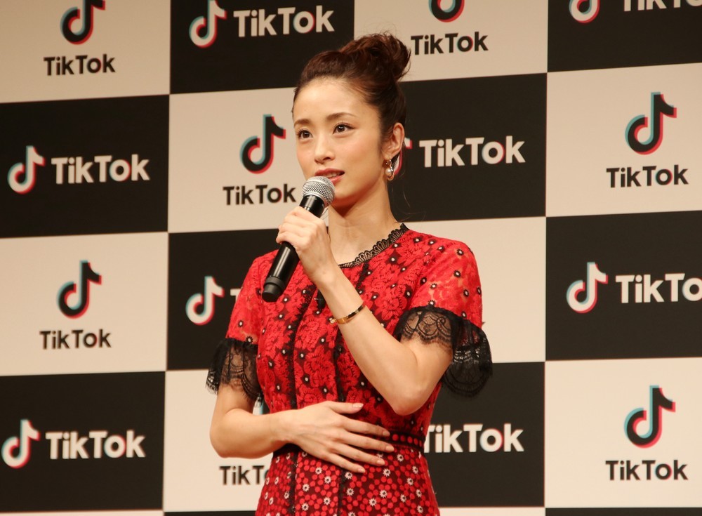 TikTokの動画撮影に興味はあるは、「機械ものが苦手」だという