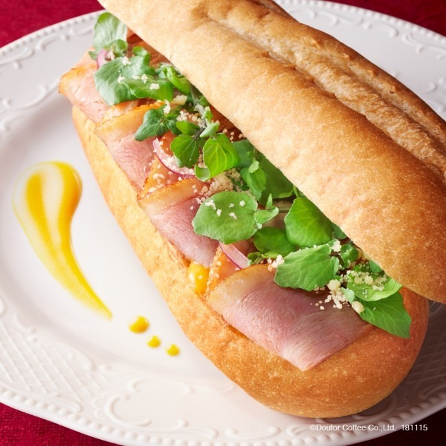 六本木ヒルズのシェフがプロデュース　「ミラノサンド 鴨肉のロースト」