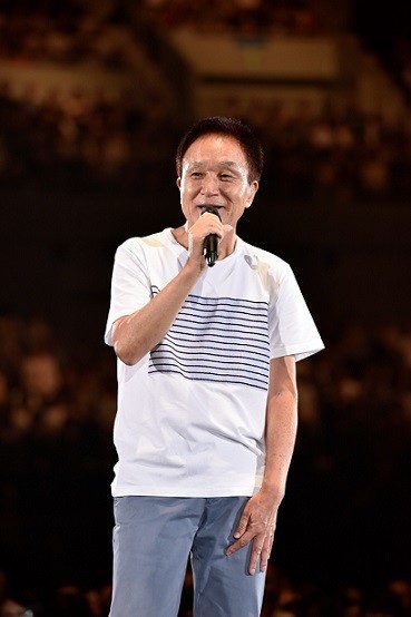 横浜アリーナで行われた「Kazumasa　Oda　Tour2018　ENCORE」で歌う小田和正（（C）菊地英二）