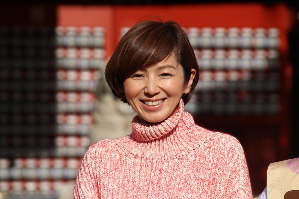 渡辺満里奈が全国の受験生を応援！　「点が取れる」巨大絵馬で合格祈願