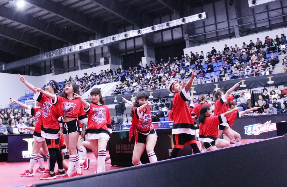 テラのダンスパフォーマンス