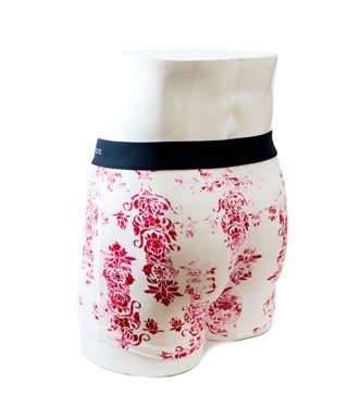 業界初メンズアンダーウエアのリアルマネキン登場！