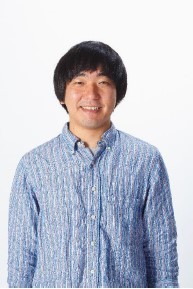 「小さな栄養士」チーズ味のキャラクターボイスを担当する本多力さん