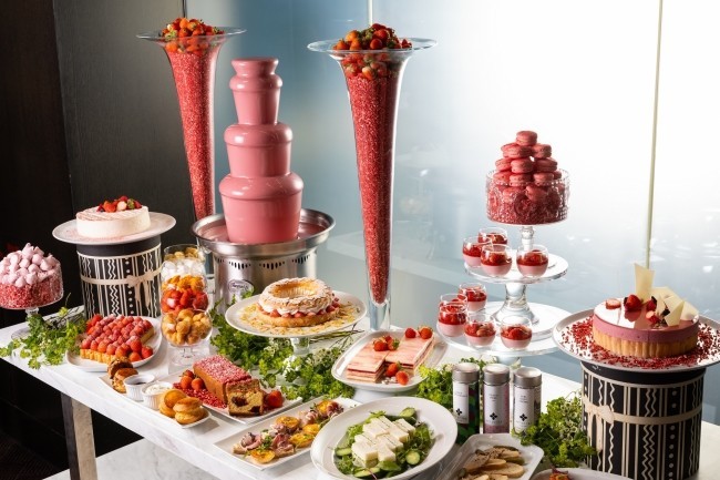 ピンク色のチョコファウンテン　グランドハイアット東京で