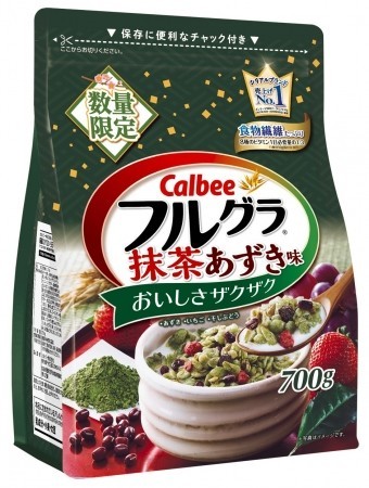 抹茶味のグラノーラにあずき・いちご・干しぶどう