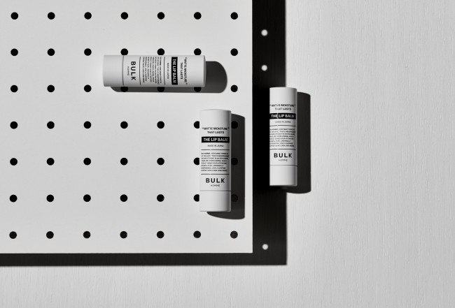 唇の保湿の持続と健康的なツヤを　男のためのリップ