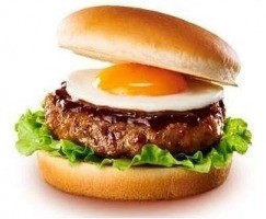 「デミたま」など3種のソースが選べる　「肉厚ハンバーガー」　