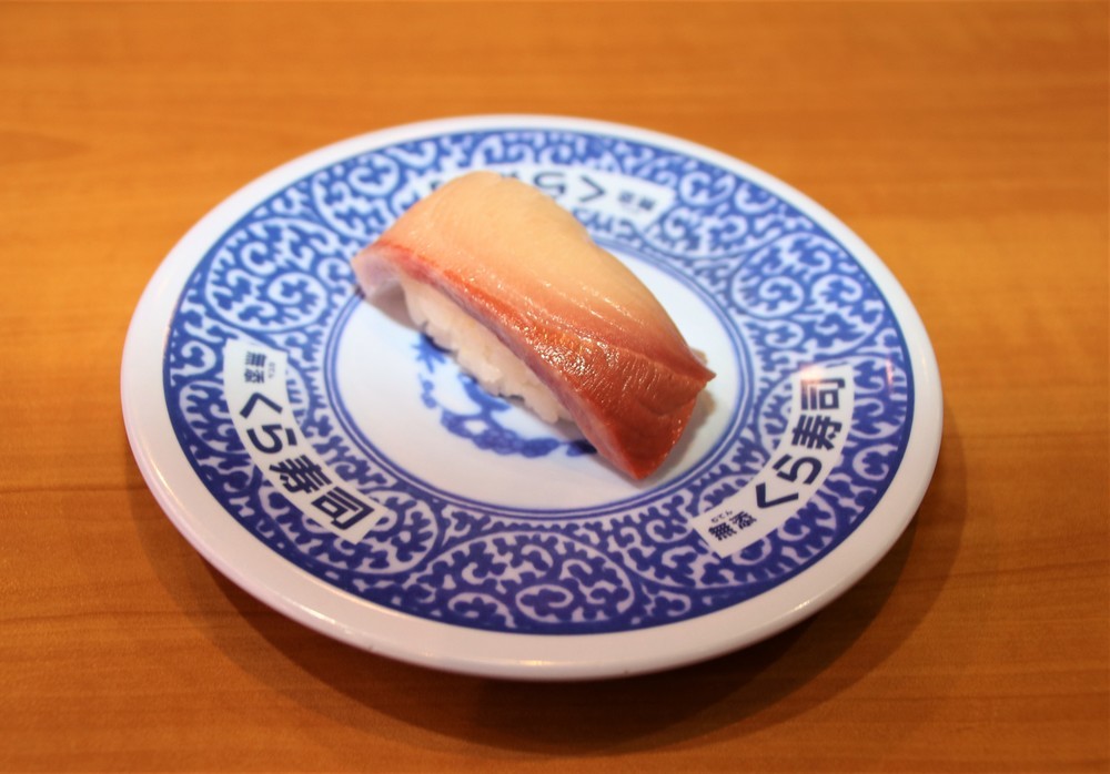 くら寿司のバレンタイン驚きの新メニュー　世界初「チョコぶり」は色鮮やかさ持続