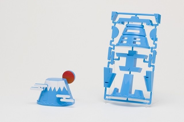 組み立てて楽しむも良し、文字のまま飾るも良し
