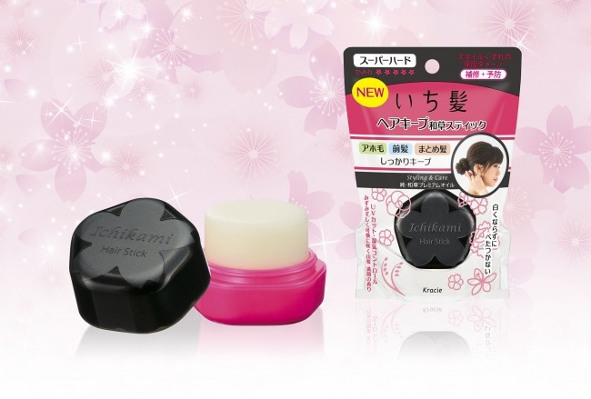 まとめ髪に直塗りするだけでしっかりキープ　ヘアスタイリング