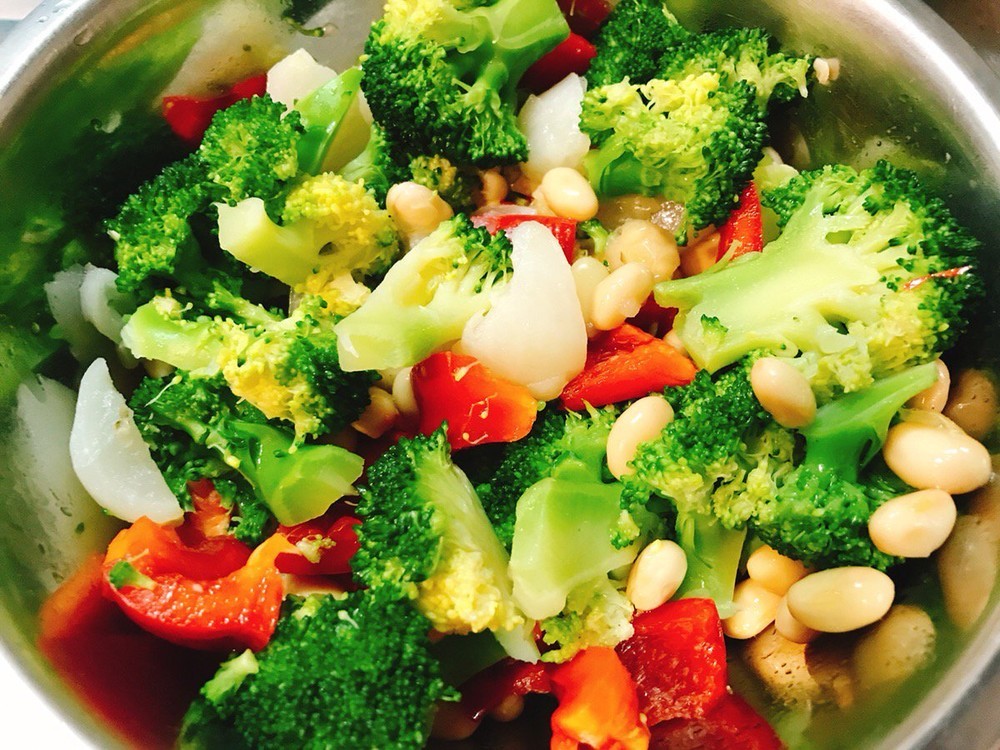 大豆サラダで豆を120粒消費