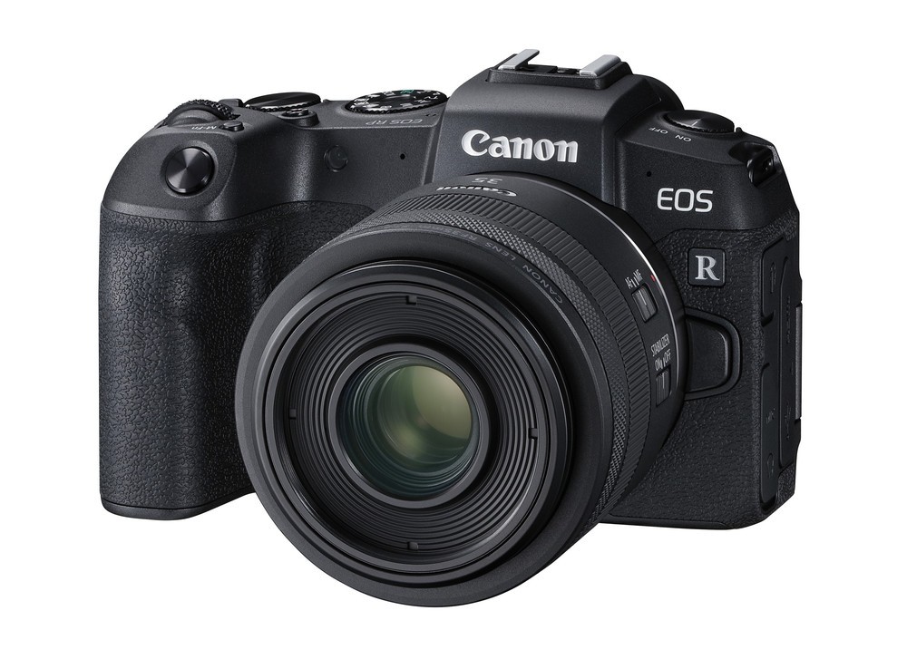 初心者でも簡単撮影できる機能　小型・軽量ミラーレスカメラ