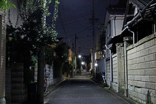 外出時の自宅が不安だけど...　「防犯対策している」3割