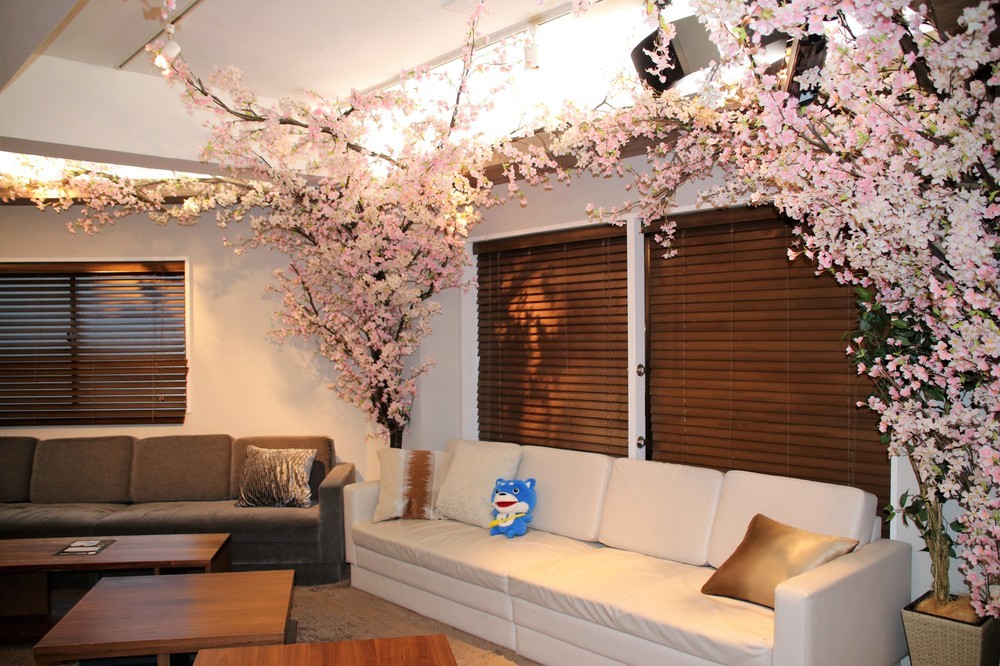 交流会会場、東京・六本木の「Lounge R Premium」