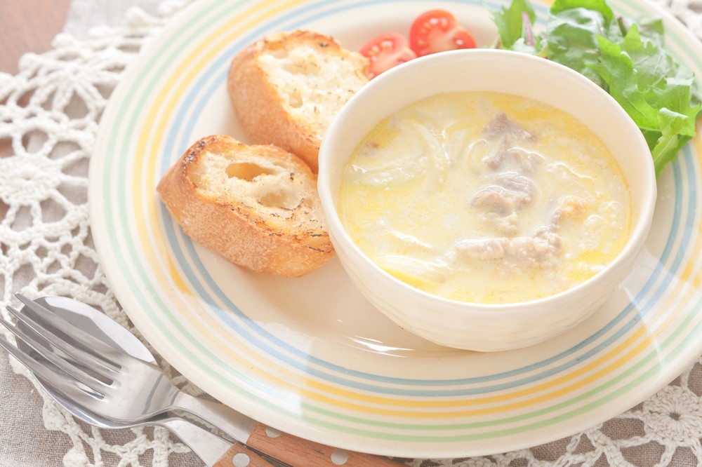 朝に飲むべきは温かいスープ？コーヒー？　体温上昇の比較検証、結果は