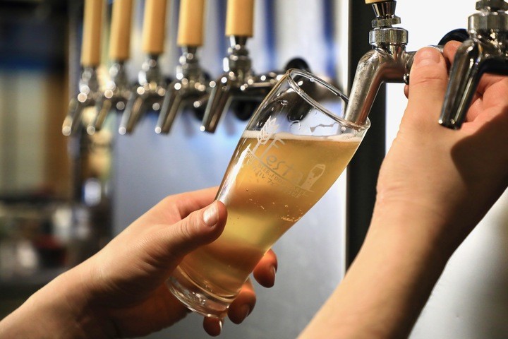 自分の手でクラフトビールを作ろう　東京都内で醸造から瓶詰まで体験