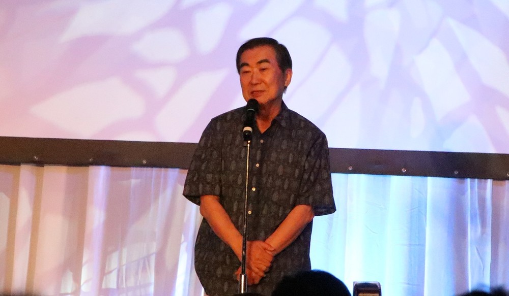 祝辞を述べ乾杯を発声した桂文枝さん