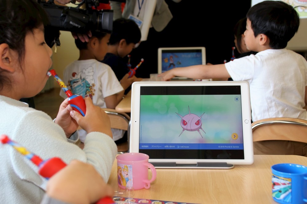 2分間の歯みがき体験後、iPadにはポケモンのキャラクターが出現